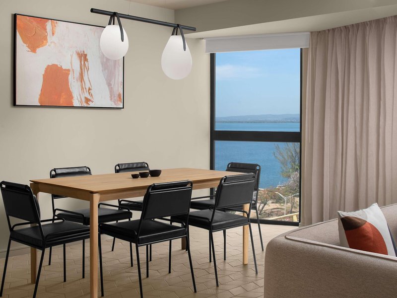 Rok Hotel Kingston Tapestry Collection By Hilton 30
