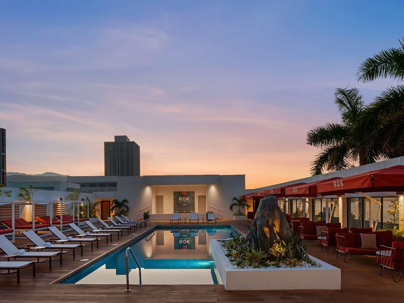 Rok Hotel Kingston Tapestry Collection By Hilton 21