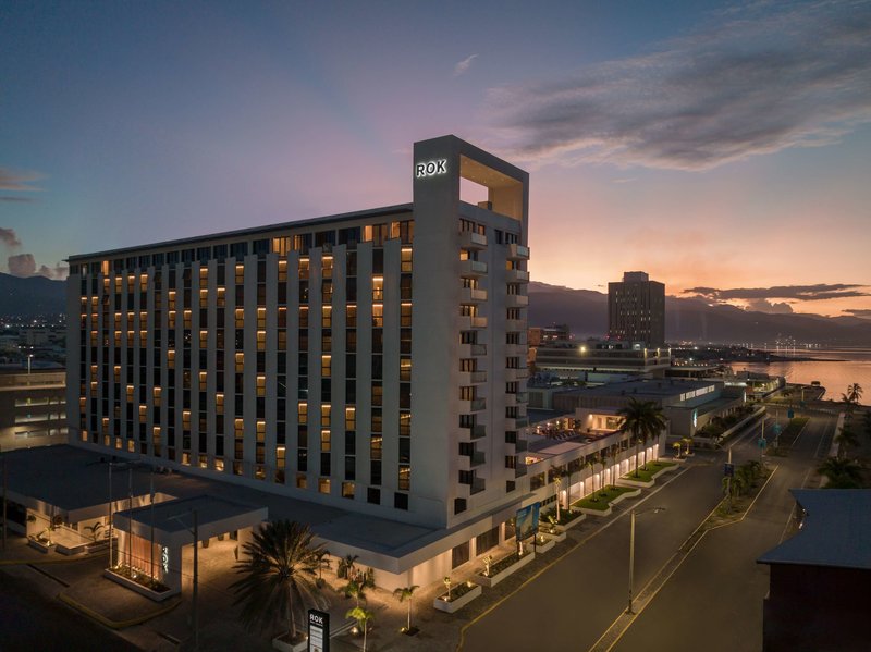 Rok Hotel Kingston Tapestry Collection By Hilton 1