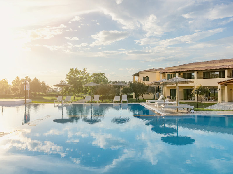 Grecotel LUXME Costa Botanica 1