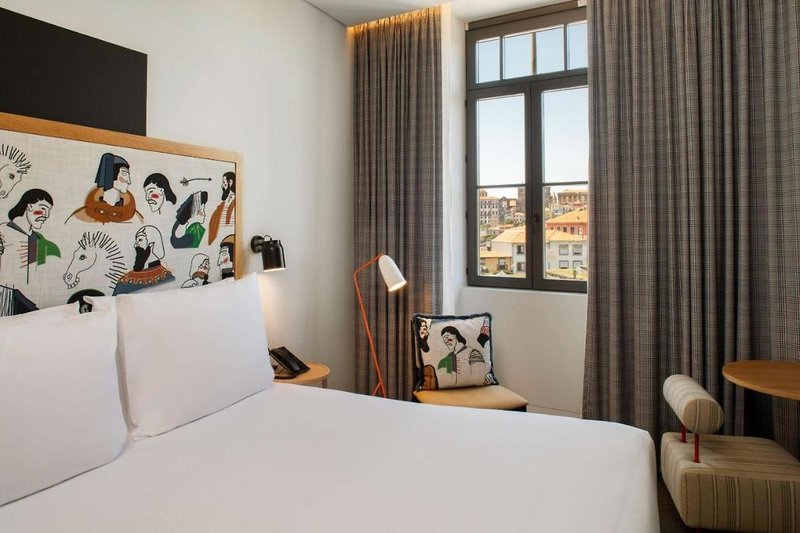 Se Catedral Hotel Porto, Tapestry Collection by Hilton 9