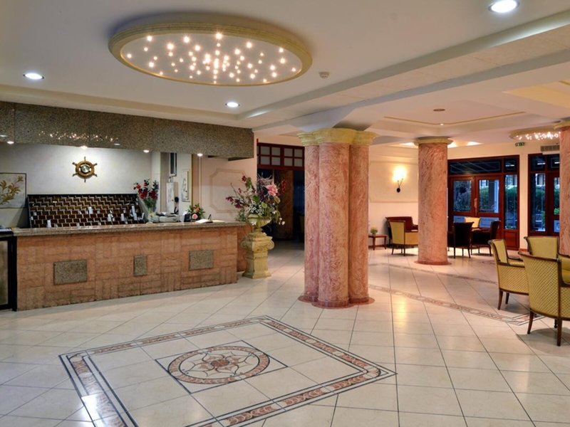 Cnic Gemini Hotel 12