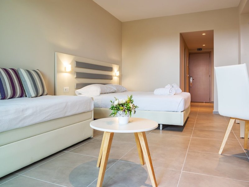 Cnic Gemini Hotel 37