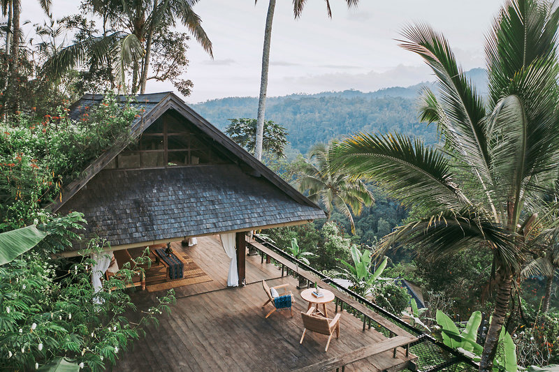Buahan, A Banyan Tree Escape 11
