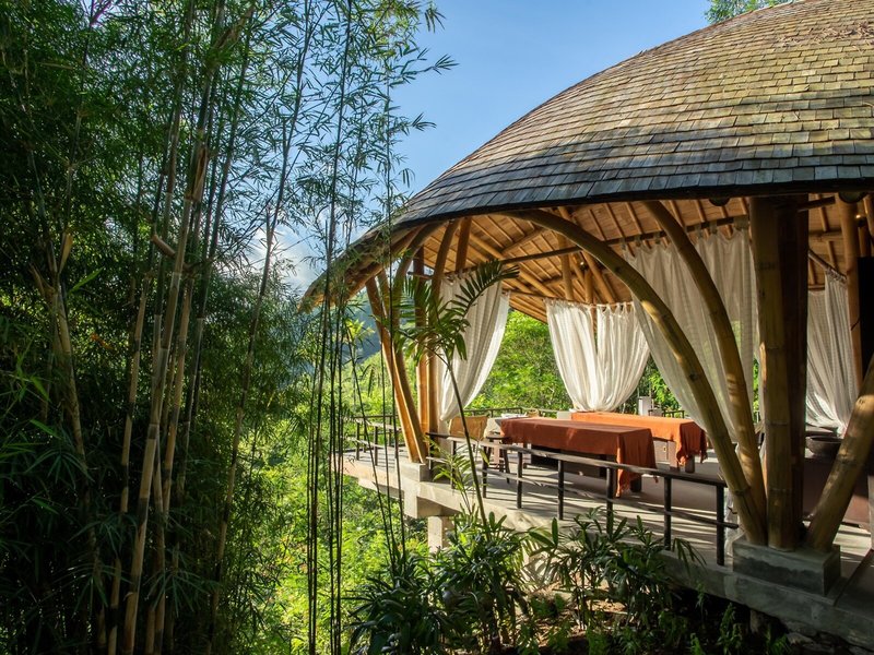 Buahan, A Banyan Tree Escape 13