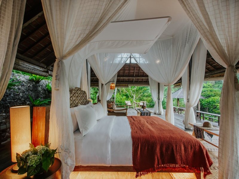 Buahan, A Banyan Tree Escape 20