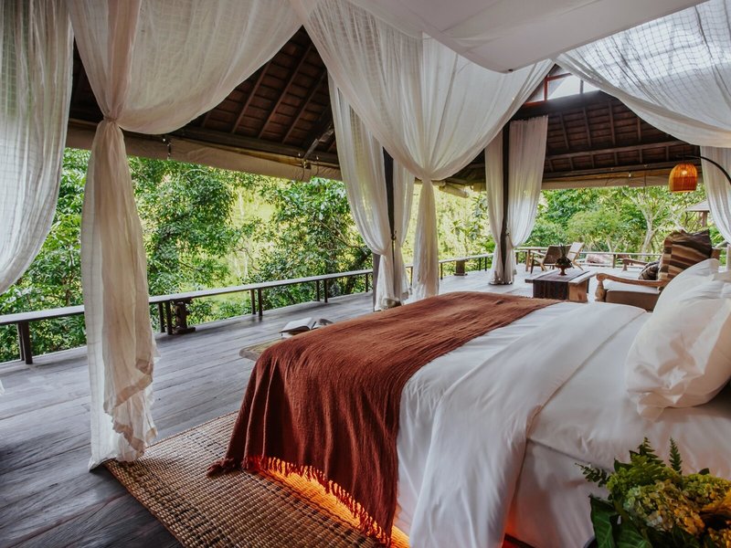Buahan, A Banyan Tree Escape 36