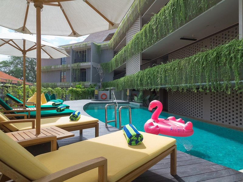 Beachwalk Residence 6