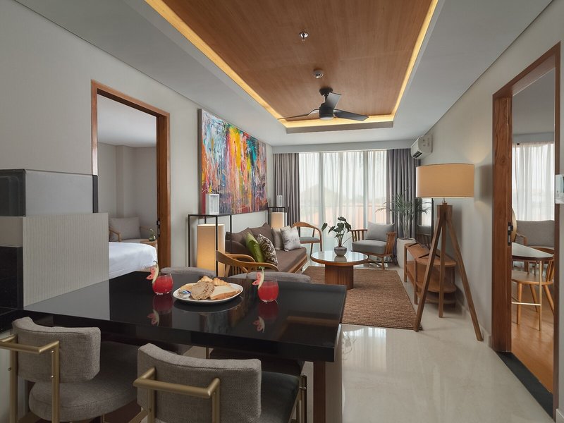 Beachwalk Residence 16