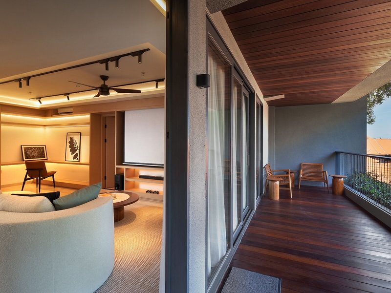 Beachwalk Residence 27