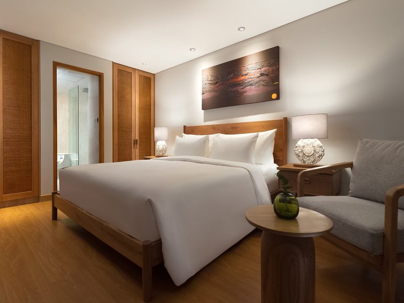 Beachwalk Residence 36