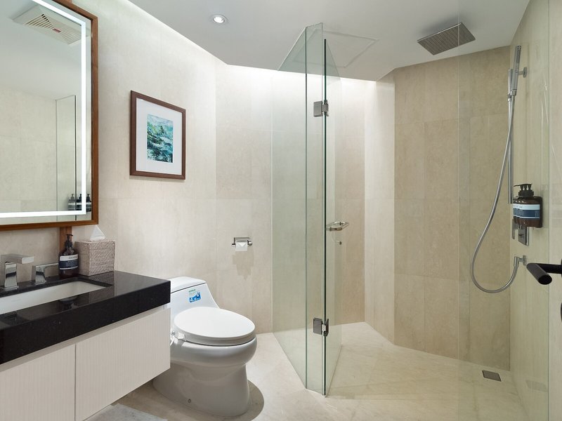 Beachwalk Residence 39