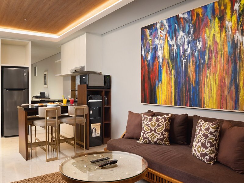 Beachwalk Residence 48