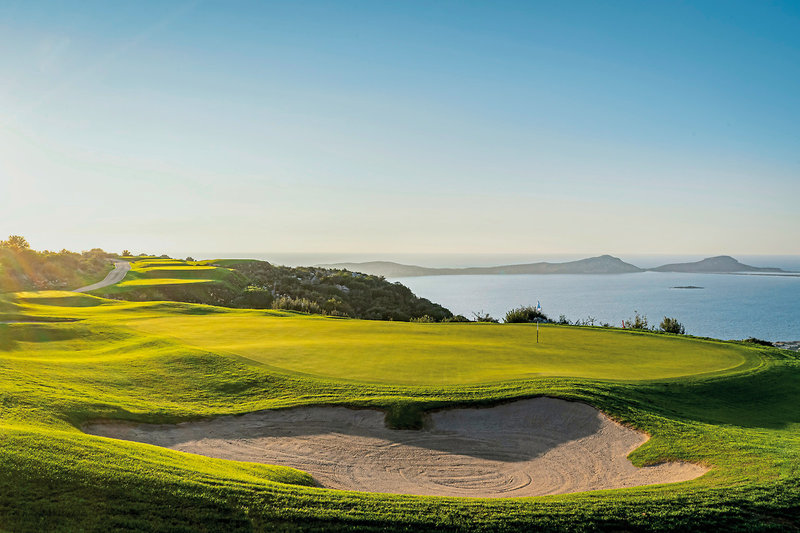 W Costa Navarino 19