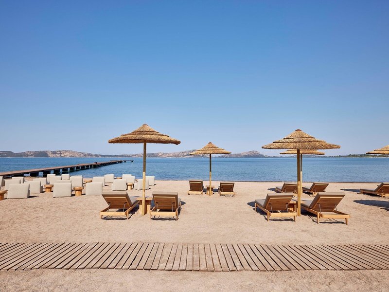 W Costa Navarino 2