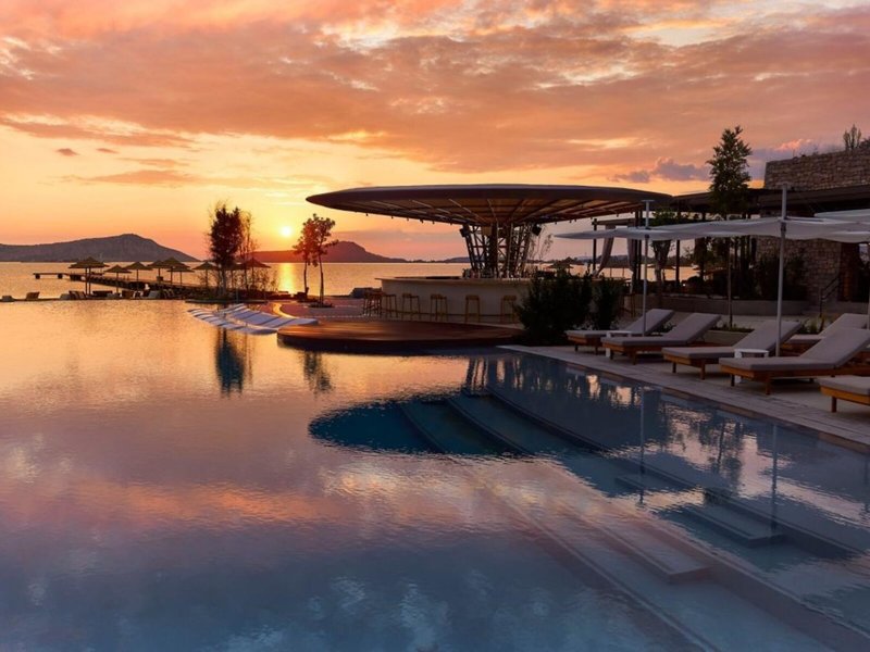 W Costa Navarino 5