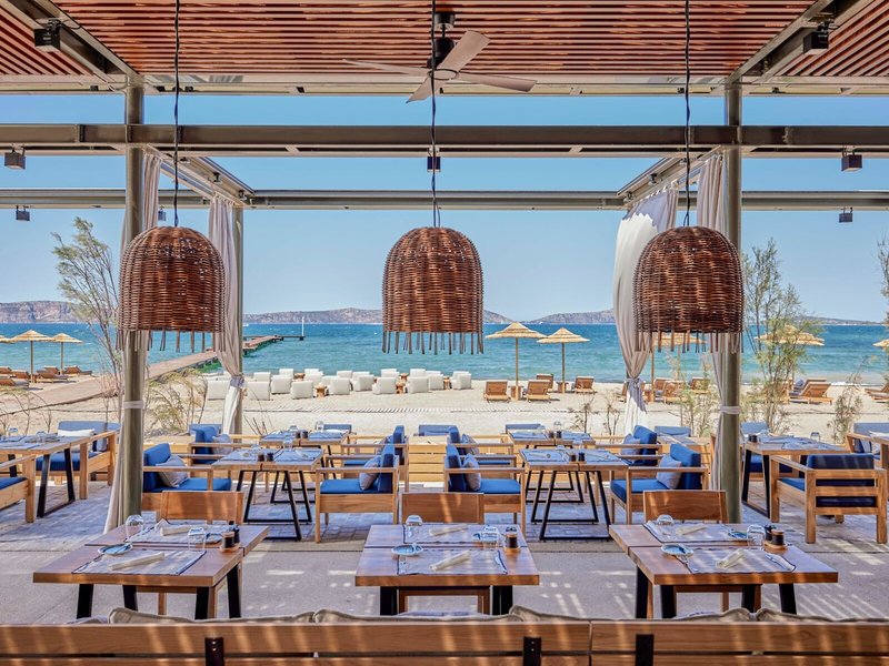 W Costa Navarino 13