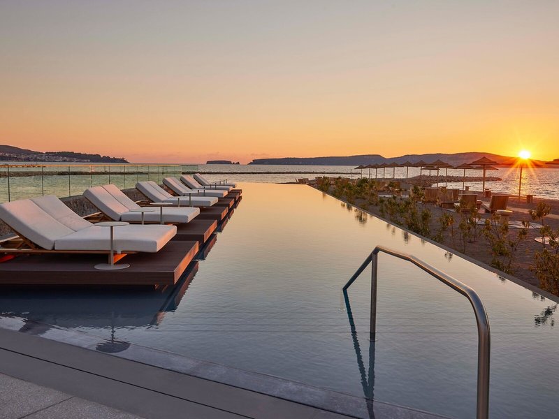 W Costa Navarino 20