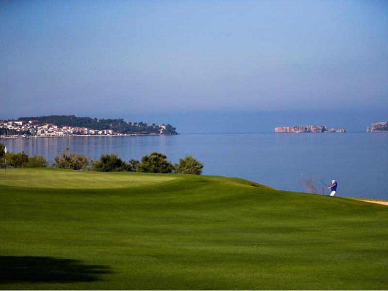 W Costa Navarino 41