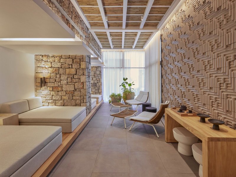 W Costa Navarino 48