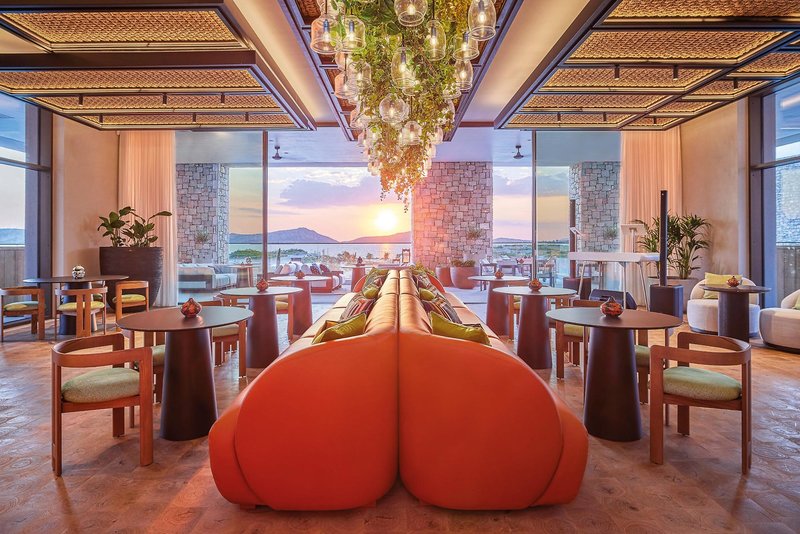 W Costa Navarino 9