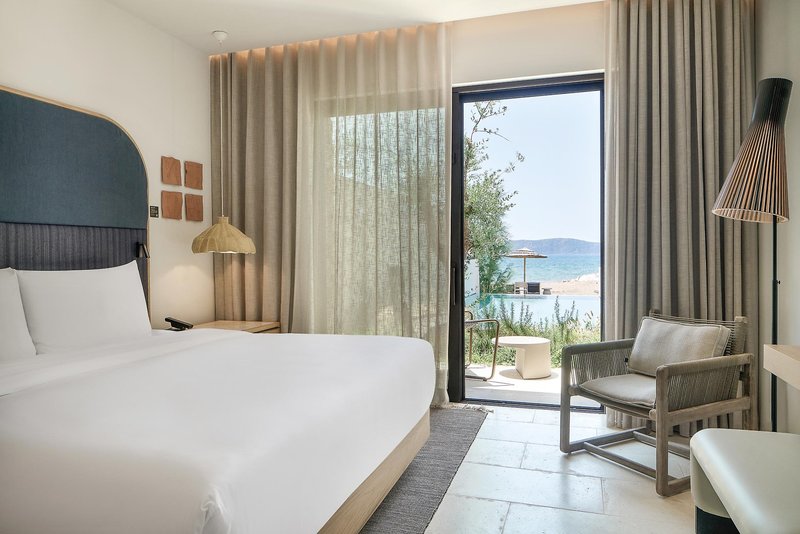 W Costa Navarino 15