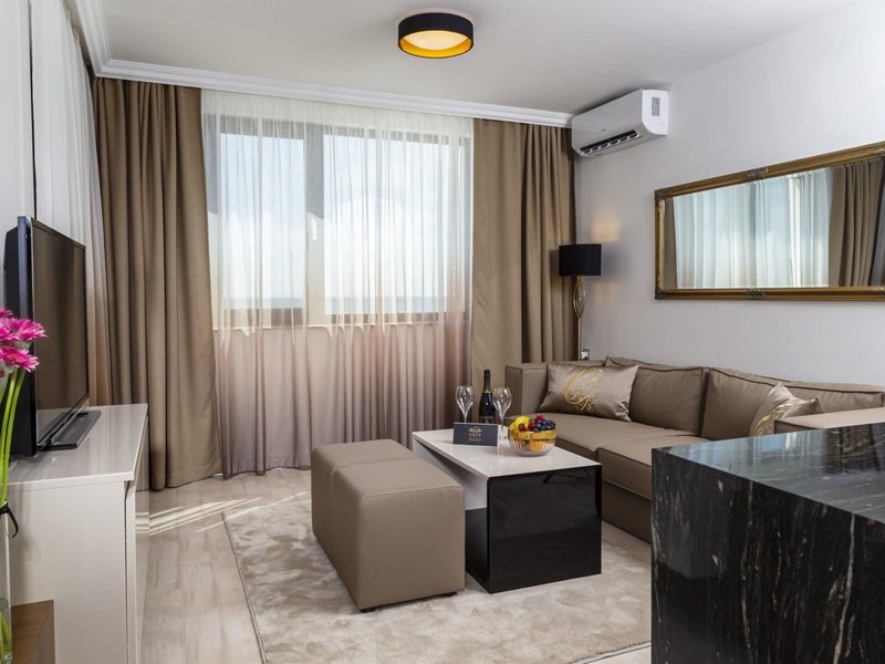 Onyx Beach Residence 7 - Room Example