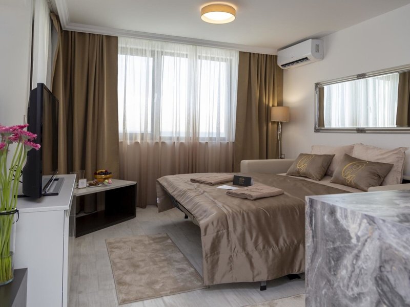 Onyx Beach Residence 8 - Room Example
