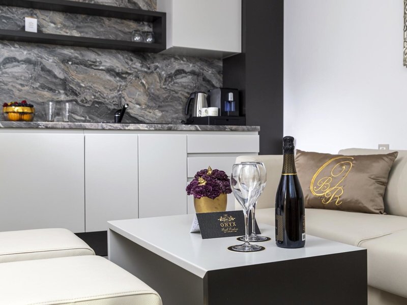 Onyx Beach Residence 10 - Room Example