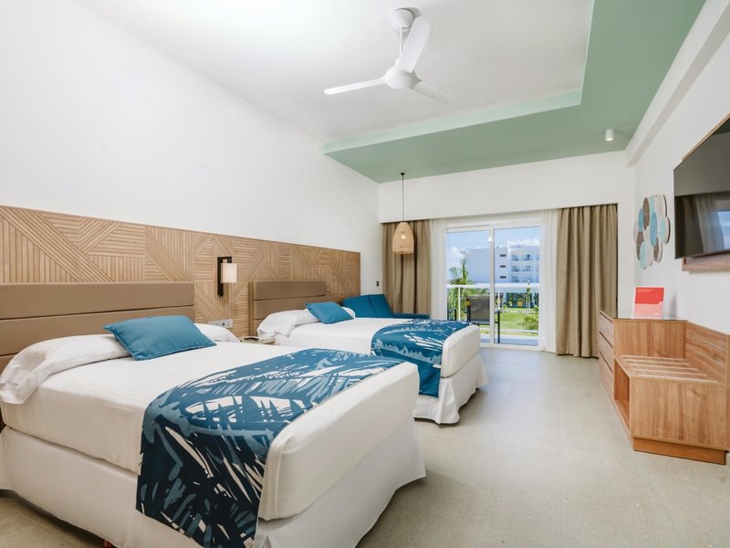 Hotel Riu Latino 27