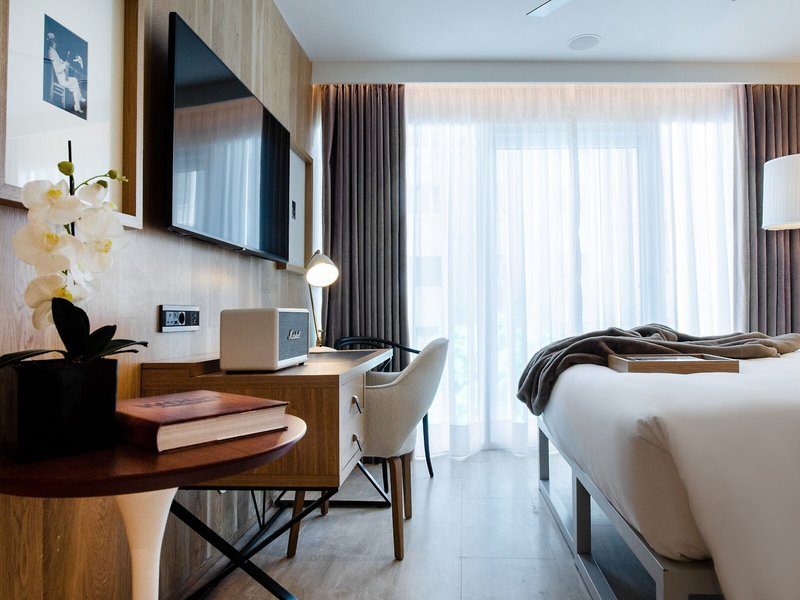 Browns Avenue Hotel 35