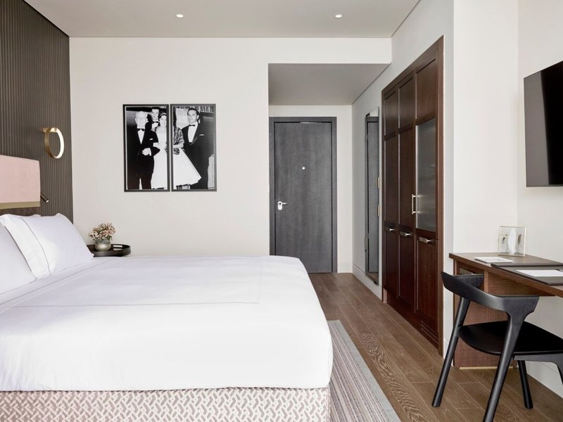ON Residence 13