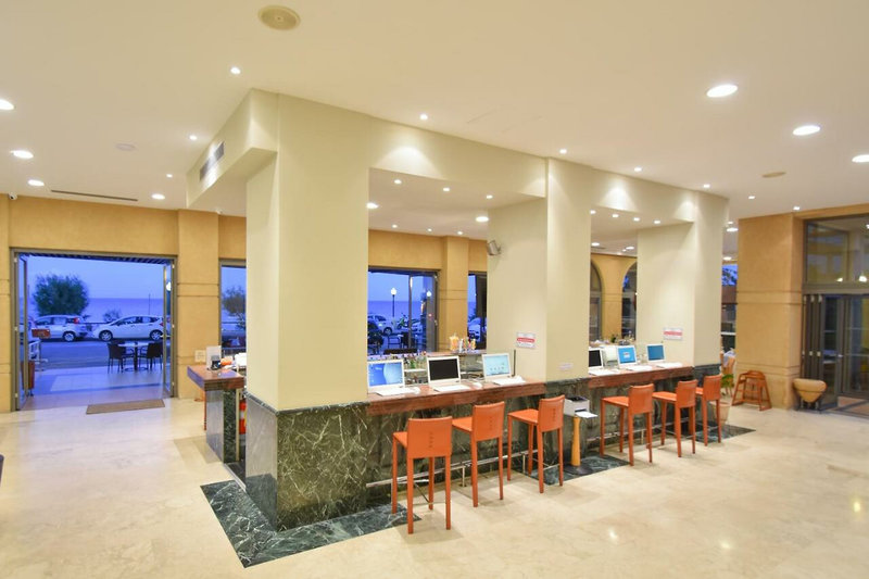 Ibiscus Hotel 11