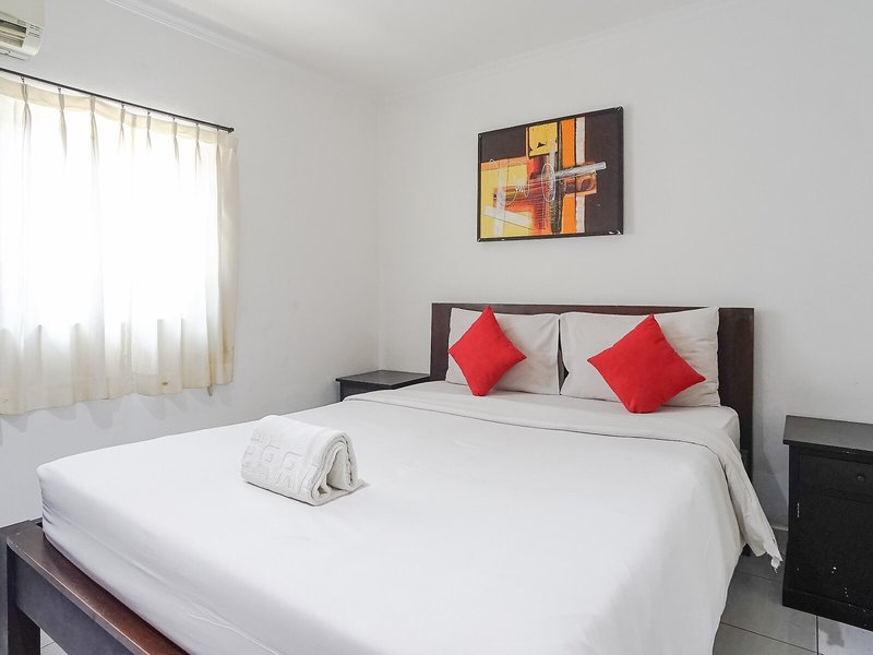 OYO 90082 Gana Inn Legian 15