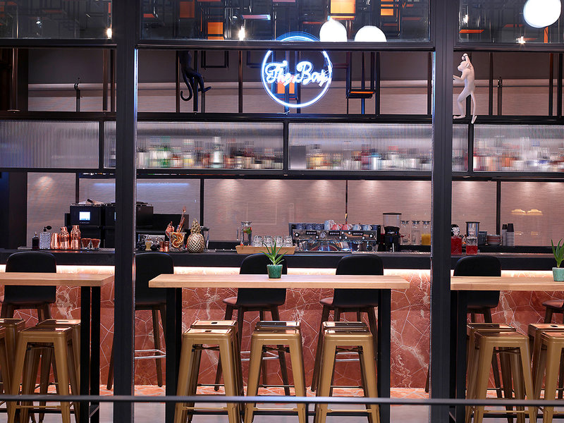 Moxy Athens City 9