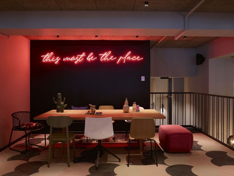 Moxy Athens City 14