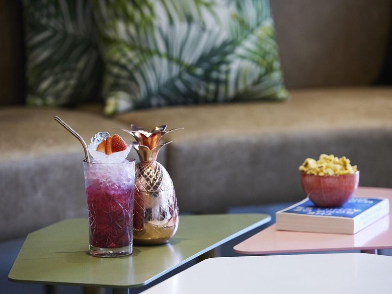 Moxy Athens City 18