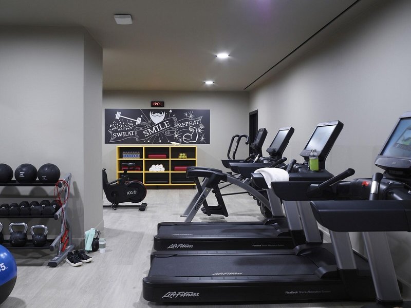 Moxy Athens City 24