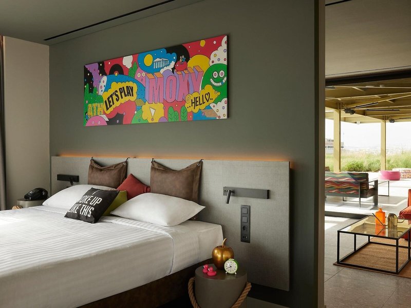 Moxy Athens City 30
