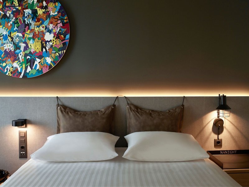 Moxy Athens City 33