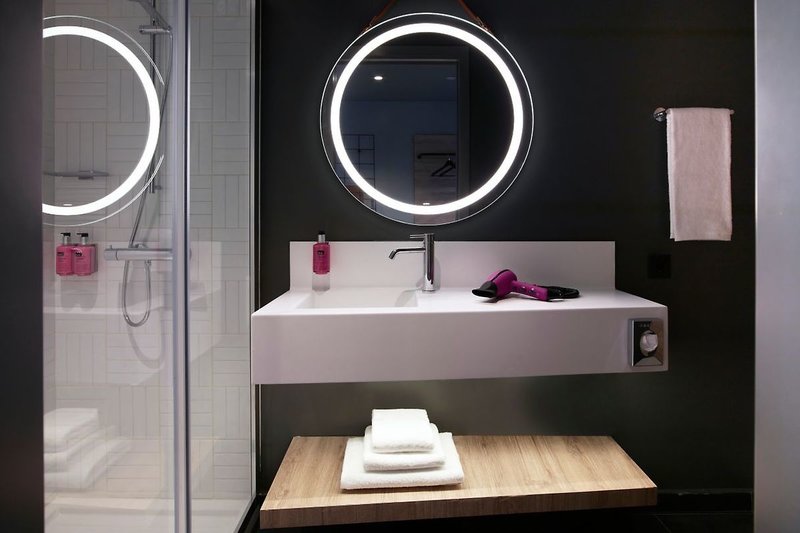 Moxy Athens City 13