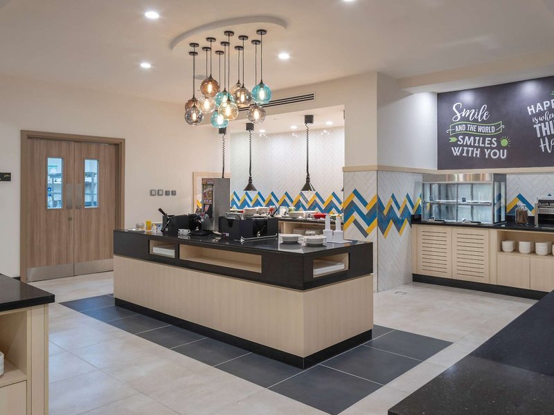 Hampton by Hilton Doha Old Town 7