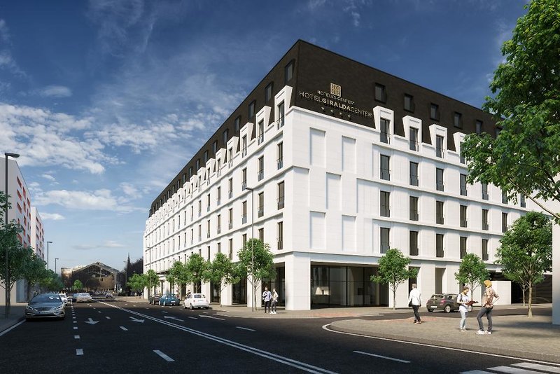 Hotel Giralda Center