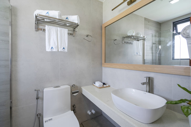 Ayala Ocean View 10