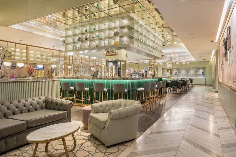 The Emerald House Lisbon, Curio Collection by Hilton 5