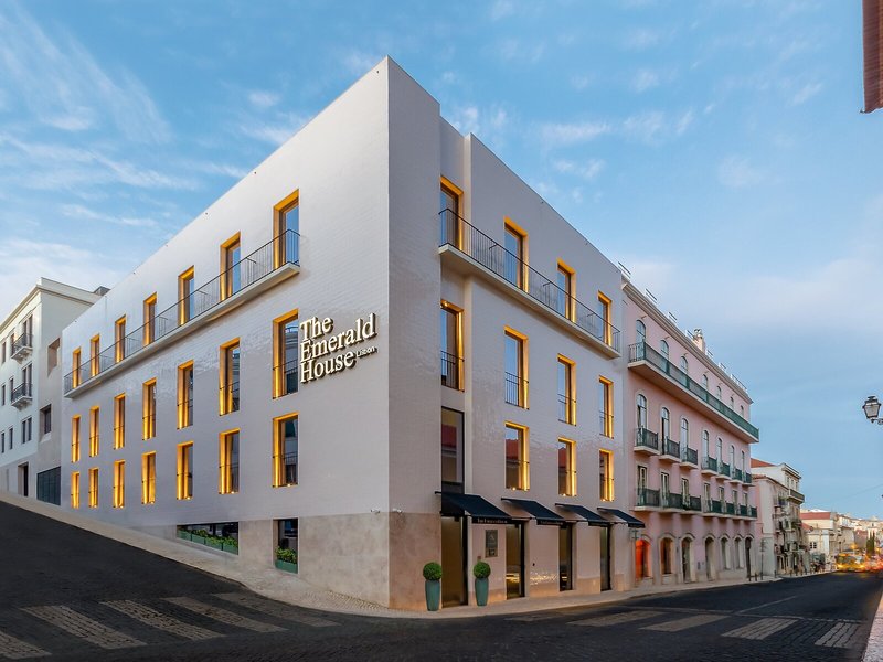 The Emerald House Lisbon, Curio Collection by Hilton