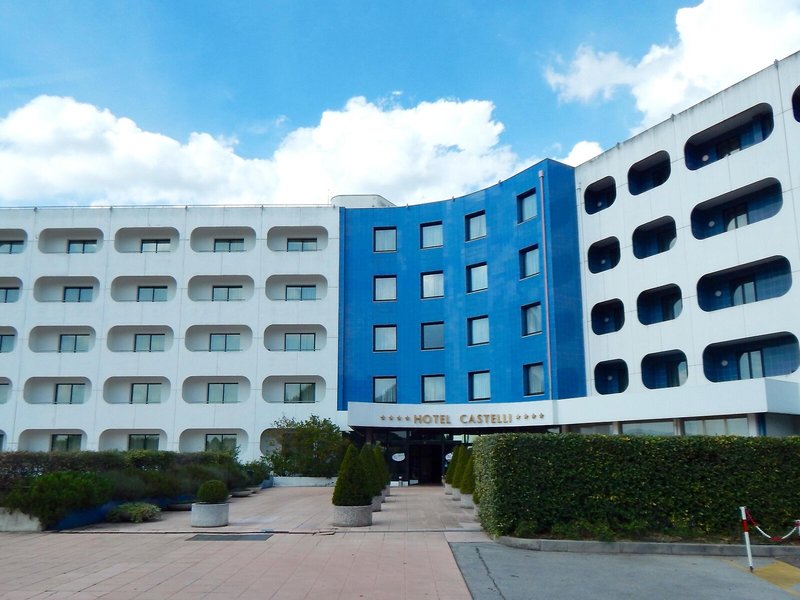 Hotel Castelli 1