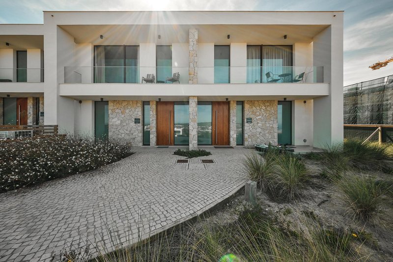 West Cliffs Ocean and Golf Resort 10