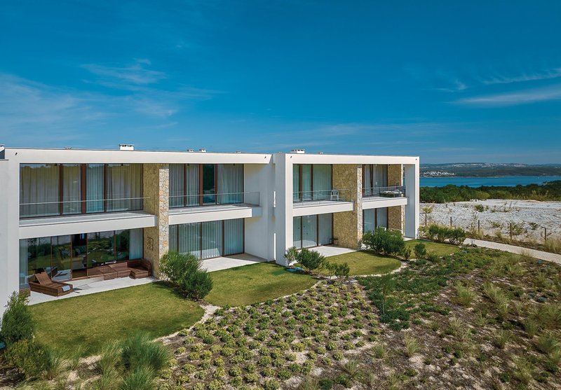 West Cliffs Ocean and Golf Resort 12
