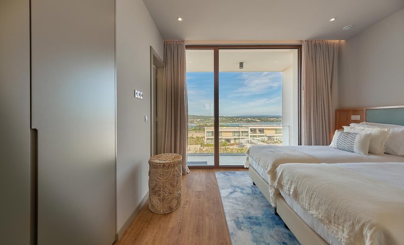 West Cliffs Ocean and Golf Resort 20